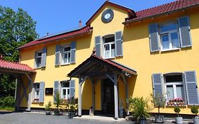 Haus Eveline - Ferienwohnungen unterhalb der Wartburg -